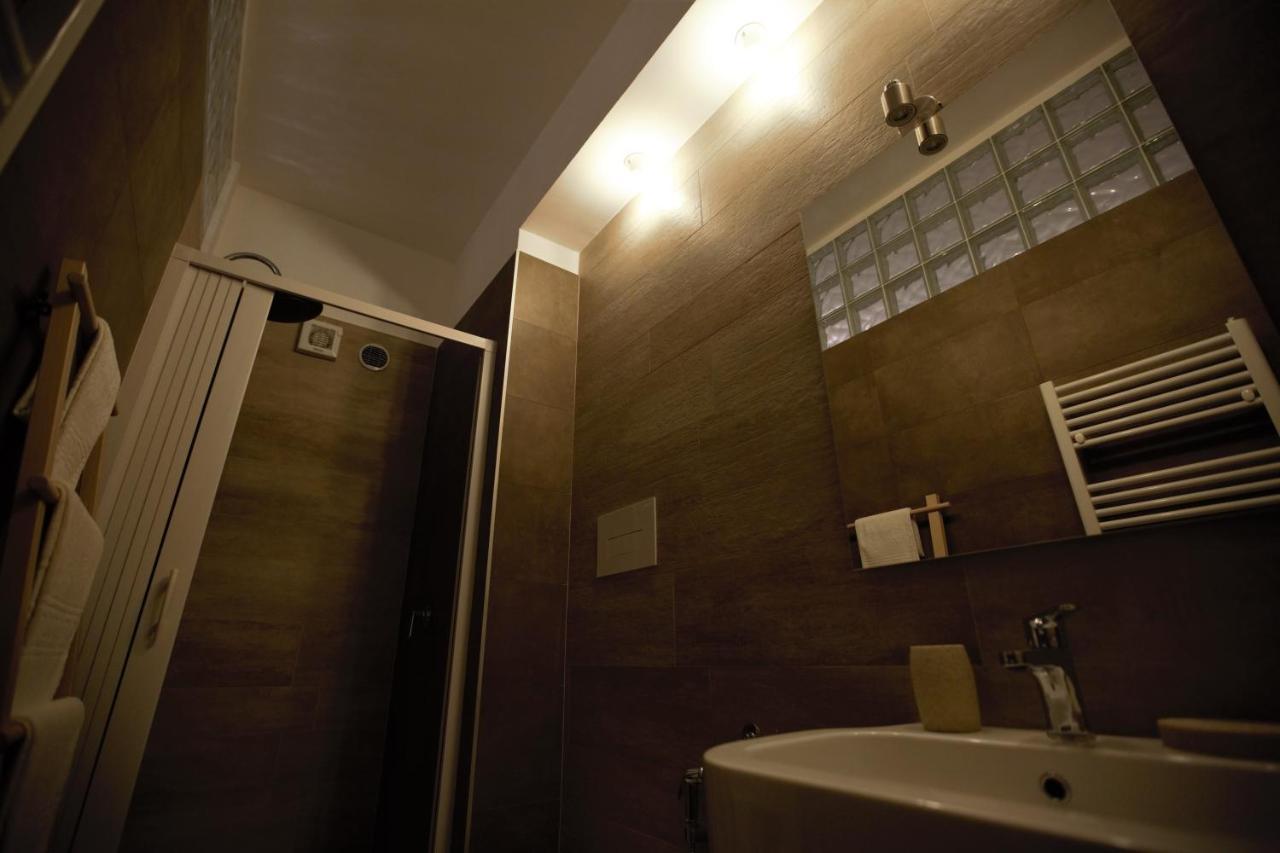 Phalanthos Taranto Bed & Breakfast Bagian luar foto