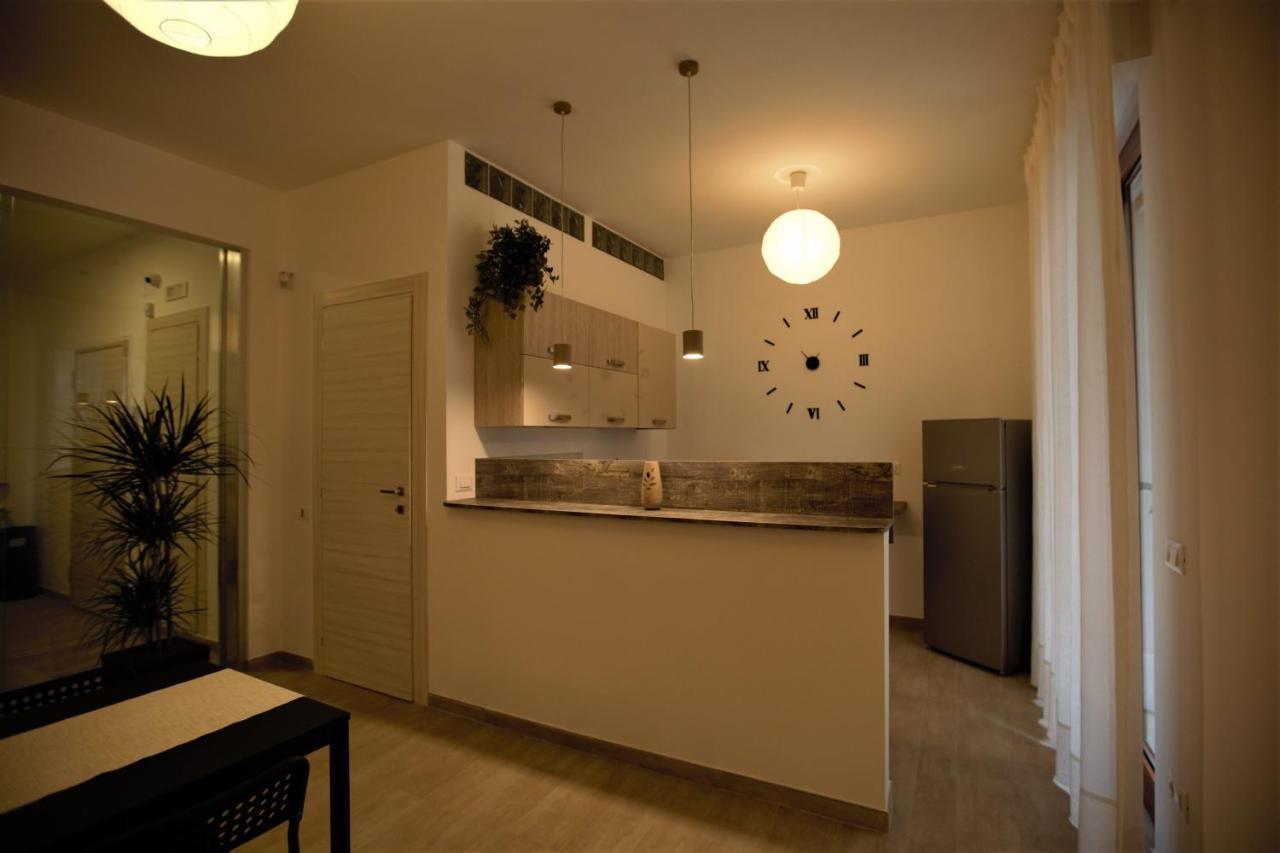 Phalanthos Taranto Bed & Breakfast Bagian luar foto