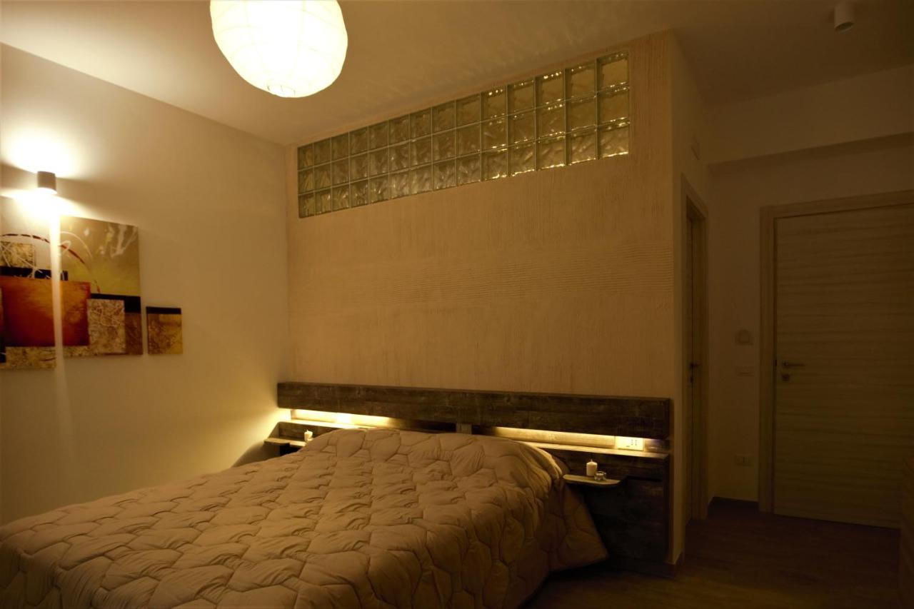 Phalanthos Taranto Bed & Breakfast Bagian luar foto